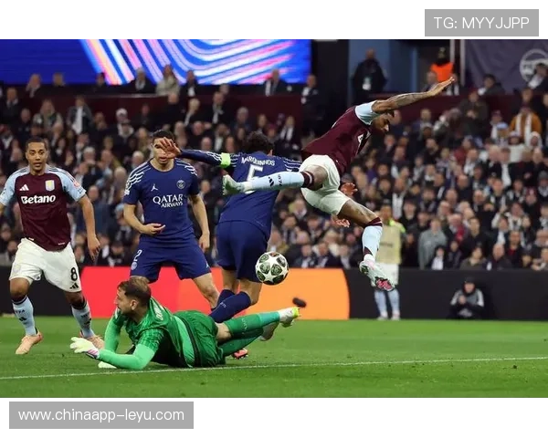 比利时中场核心蒂勒曼斯成长记：16岁踢欧冠到足总杯绝杀