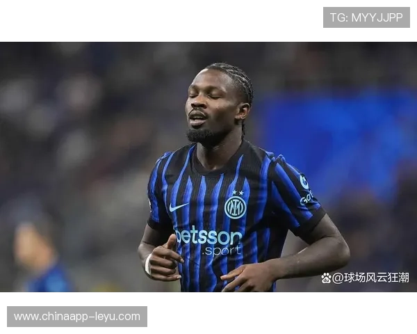 小图拉姆锋线支点作用凸显,助球队进攻更立体 小图拉姆锋线支点作用凸显,助球队进攻更立体