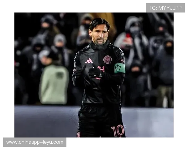 梅西全场闪耀,率队逆转取胜彰显巨星风采 梅西全场闪耀,率队逆转取胜彰显巨星风采